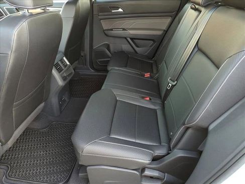 Used 2023 Volkswagen Atlas Cross Sport SEL image 14