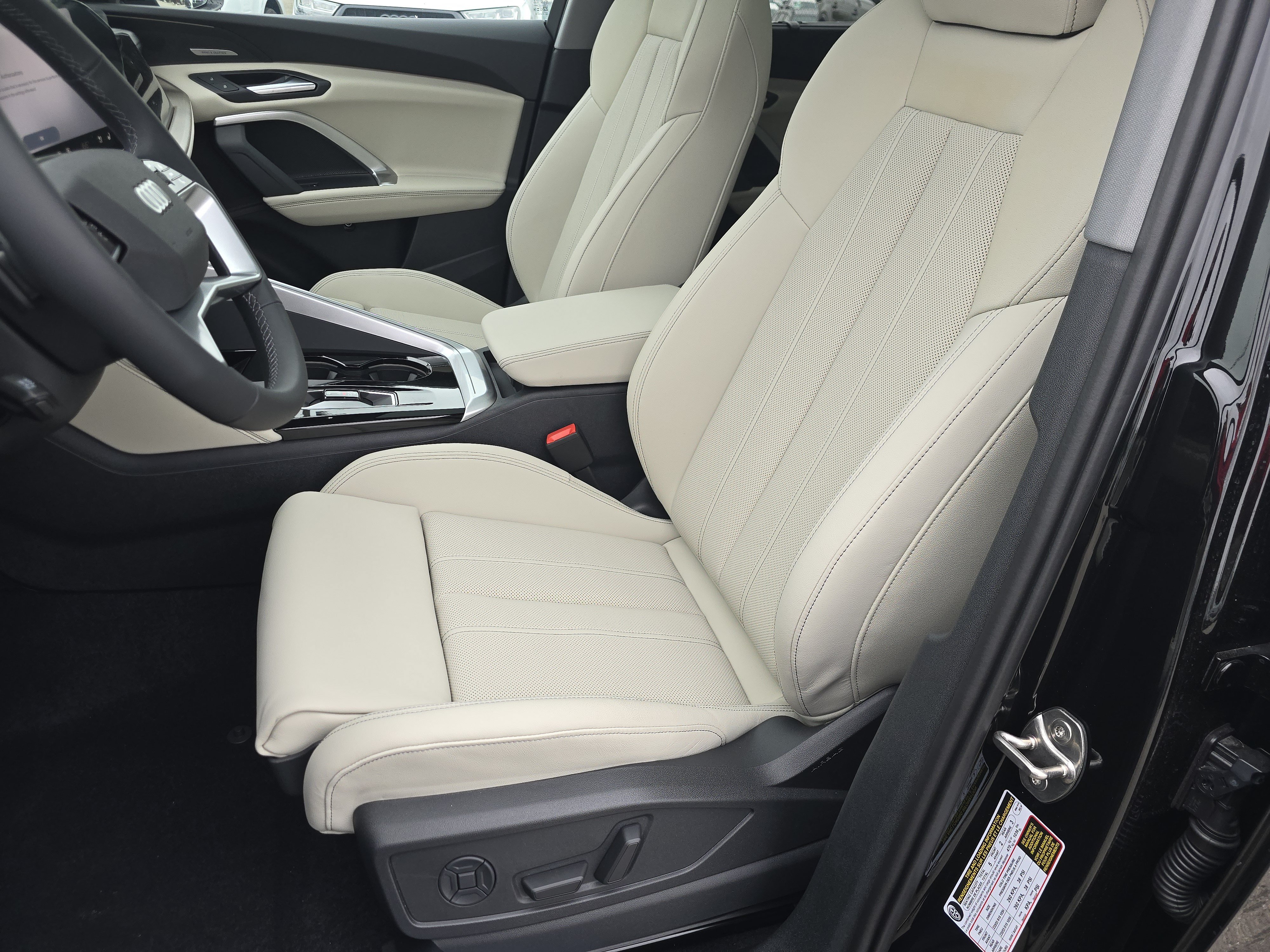 New 2026 Audi Q5 Premium AWD/4WD image 21