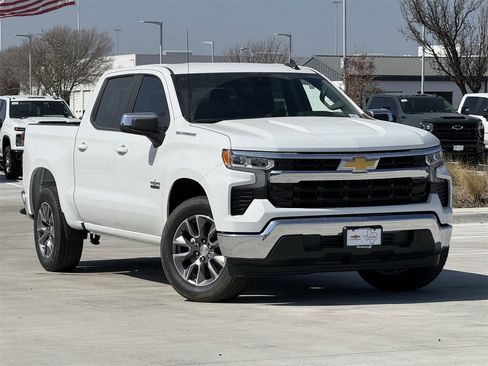 New 2026 Chevrolet Silverado 1500 LT w/ Texas Edition Plus image 2