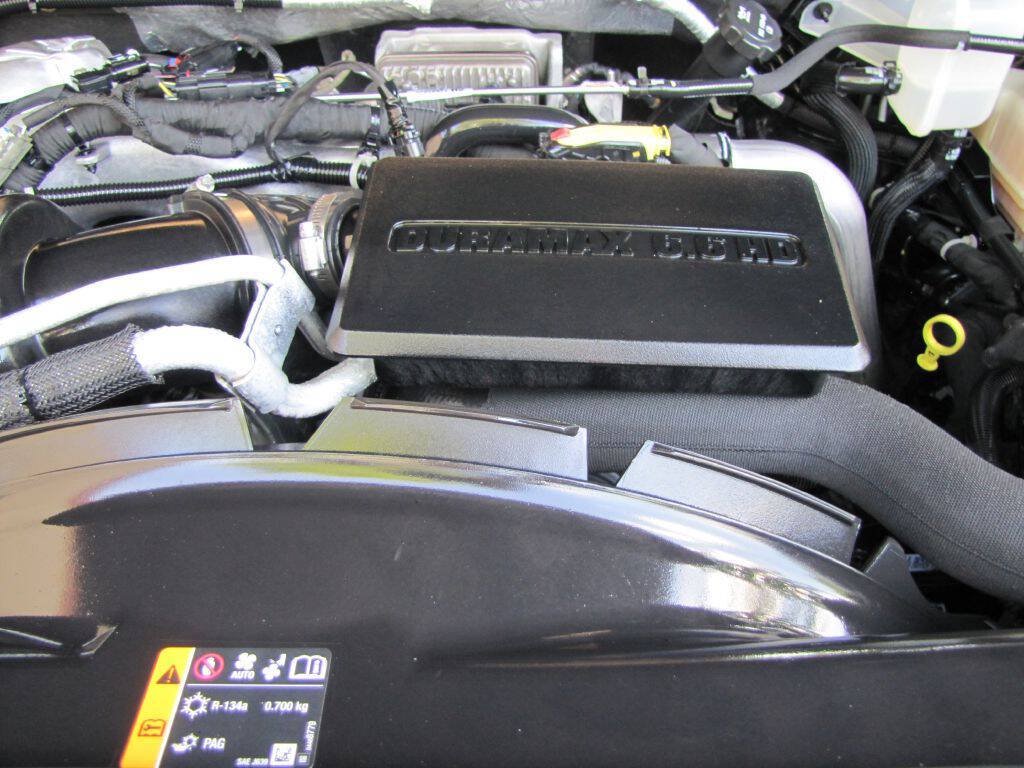 Used 2023 GMC Sierra 3500 Denali w/ Denali Black Diamond Edition AWD/4WD image 38