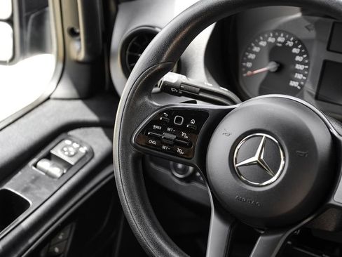Used 2021 Mercedes-Benz Sprinter 2500 w/ Driver Convenience Package image 13