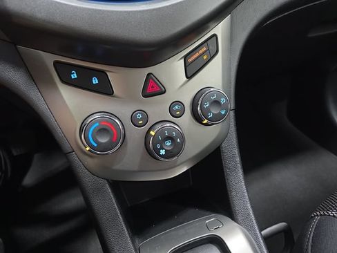 Used 2016 Chevrolet Sonic LT w/ Wheels and Fog Lamp Package FWD image 24