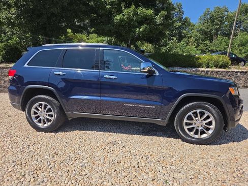 Used 2015 Jeep Grand Cherokee Limited w/ Trailer Tow Group IV AWD/4WD image 7