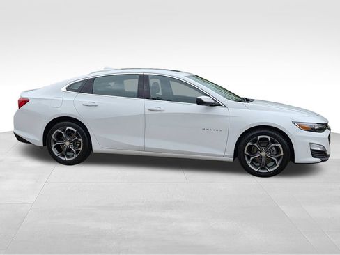 Used 2024 Chevrolet Malibu LT FWD image 5