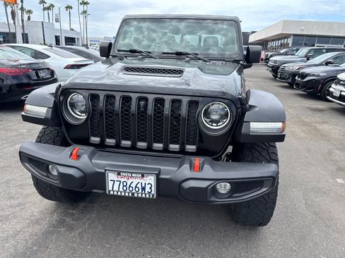 Used 2023 Jeep Gladiator Mojave w/ LED Lighting Group AWD/4WD image 4