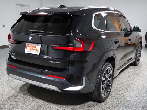 Used 2023 BMW X1 xDrive28i w/ Premium Package image 7