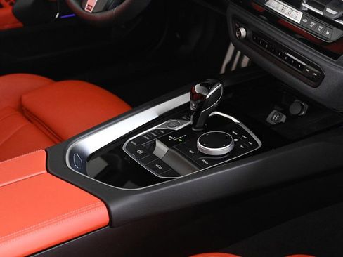 Used 2023 BMW Z4 M40i w/ Premium Package image 19