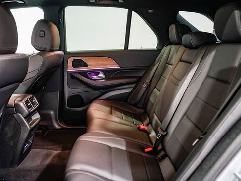 Used 2025 Mercedes-Benz GLE 350 4MATIC image 18