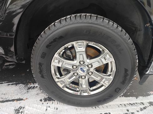 Used 2021 Ford F150 XLT w/ Equipment Group 301A Mid image 6