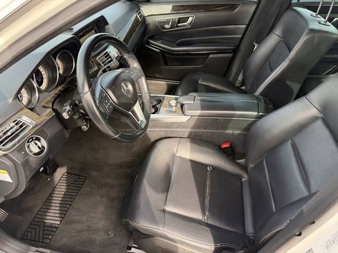 Used 2014 Mercedes-Benz E 350 Sedan image 10