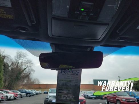 Used 2023 Lexus GX 460 Premium w/ Premium Package image 12