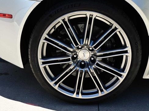 Used 2009 Aston Martin DBS Coupe RWD image 10