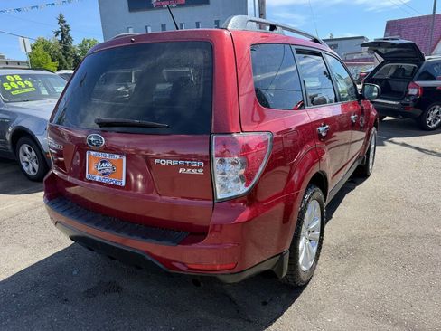 Used 2012 Subaru Forester 2.5X Premium w/ All-Weather Pkg AWD/4WD image 7