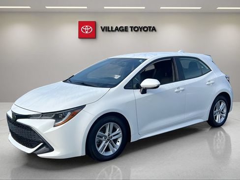 Certified 2022 Toyota Corolla SE FWD image 1