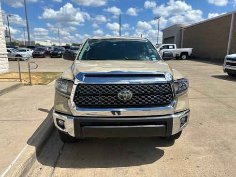 Used 2020 Toyota Tundra SR5 RWD image 3