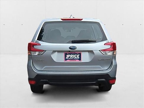 Used 2019 Subaru Forester image 7