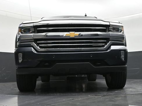 Used 2018 Chevrolet Silverado 1500 High Country AWD/4WD image 22