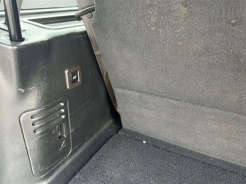 Used 2012 Lincoln Navigator 4WD image 26