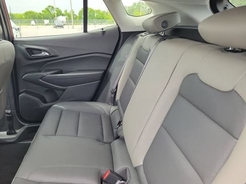 Used 2024 Chevrolet Trax ACTIV w/ Driver Confidence Package FWD image 10