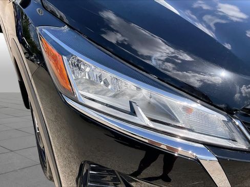 Used 2024 Nissan Kicks S w/ Interior Electronics Package FWD image 26