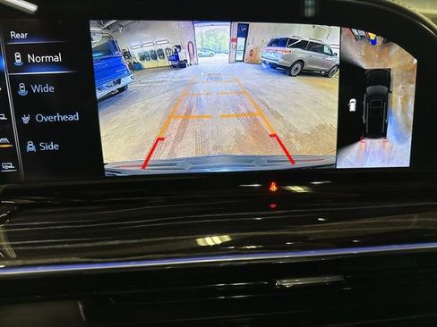 Used 2023 Cadillac Escalade Sport w/ LPO, ONYX Package AWD/4WD image 16