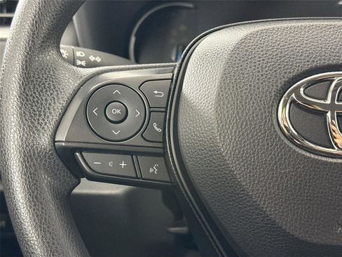 Certified 2025 Toyota RAV4 LE AWD/4WD image 17