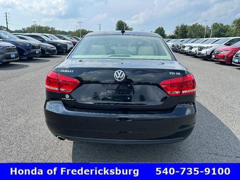 Used 2015 Volkswagen Passat TDI SE FWD image 4