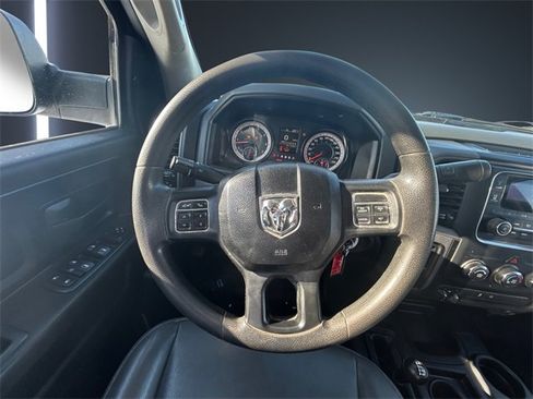 Used 2018 RAM 2500 Tradesman image 12