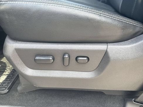 Used 2016 Ford F350 Lariat w/ Lariat Ultimate Package AWD/4WD image 12
