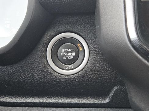 Used 2024 RAM 2500 Rebel AWD/4WD image 17
