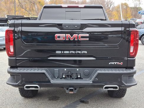 Used 2023 GMC Sierra 1500 AT4 w/ AT4 Premium Package image 9