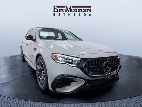 Used 2026 Mercedes-Benz E 53 AMG e 4MATIC Sedan image 4