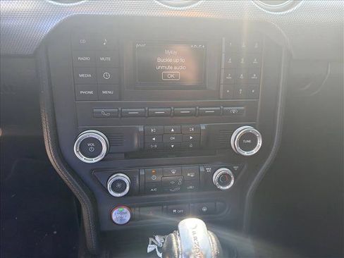 Used 2018 Ford Mustang GT RWD image 14