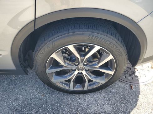 Certified 2024 Acura MDX FWD w/ Technology Package image 5