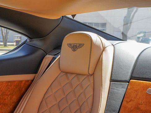 Used 2016 Bentley Continental GT image 42