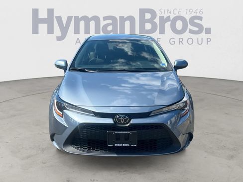 Used 2022 Toyota Corolla LE w/ Carpet Mat Package (TMS) FWD image 9