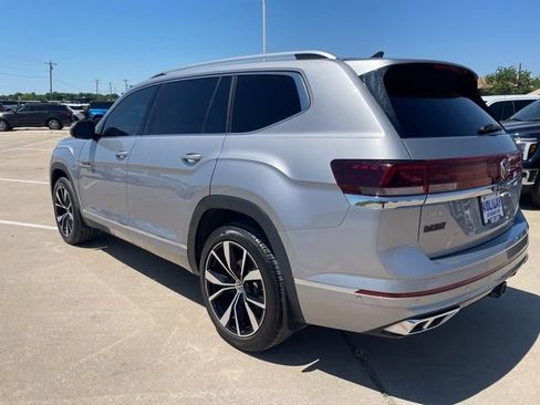 Used 2024 Volkswagen Atlas SEL Premium R-Line AWD/4WD image 6