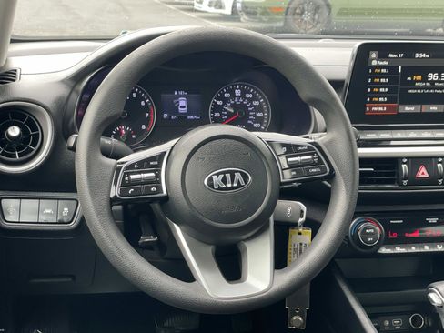 Used 2019 Kia Forte LXS image 7