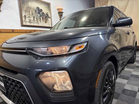 Used 2020 Kia Soul LX FWD image 8