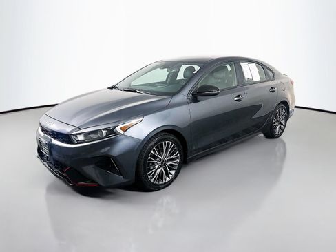 Used 2022 Kia Forte GT-Line w/ GT-Line Technology Package FWD image 3