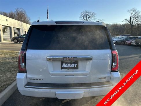 Used 2017 GMC Yukon Denali w/ Open Road Package image 27