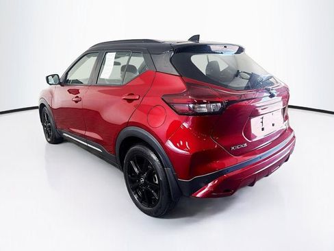 Used 2023 Nissan Kicks SR w/ SR Premium Package FWD image 7