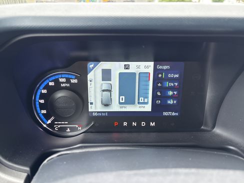 Used 2024 Ford Bronco Outer Banks AWD/4WD image 24