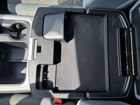 Used 2016 RAM 1500 Big Horn AWD/4WD image 40