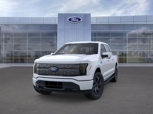 New 2025 Ford F150 Lightning Lariat image 2