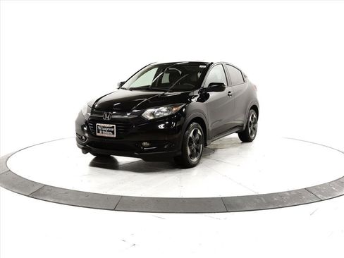 Used 2018 Honda HR-V EX image 3