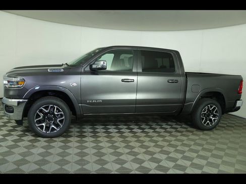 New 2026 RAM 1500 Laramie AWD/4WD image 16