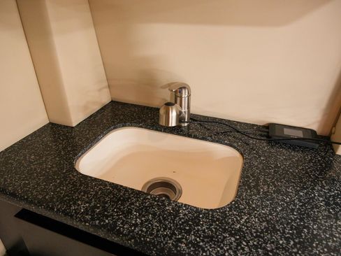 Used 2020 Mercedes-Benz Sprinter 3500 image 21