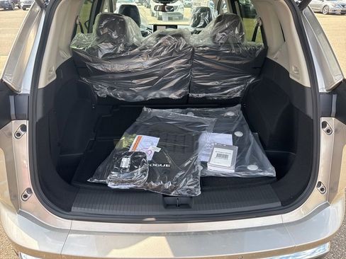 New 2026 Nissan Rogue Platinum AWD/4WD image 25