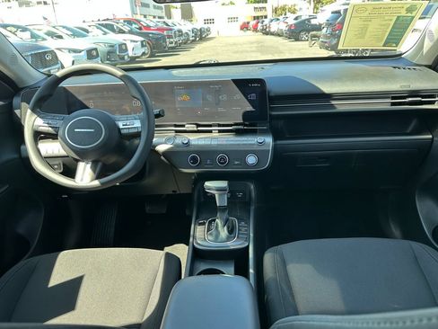 Used 2024 Hyundai Kona SE FWD image 19
